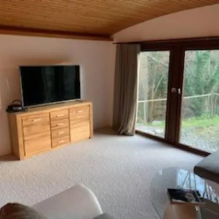 Cozy Authentic Private House With Lake View *